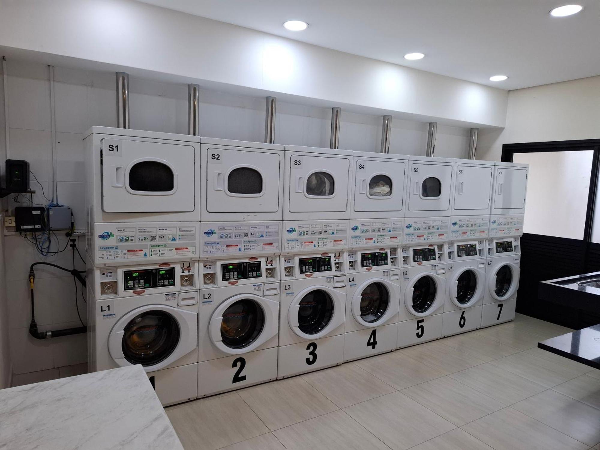 בראוארי Conjunto Estudio E Duplex Selenita By Alpha-Stayservice מראה חיצוני תמונה